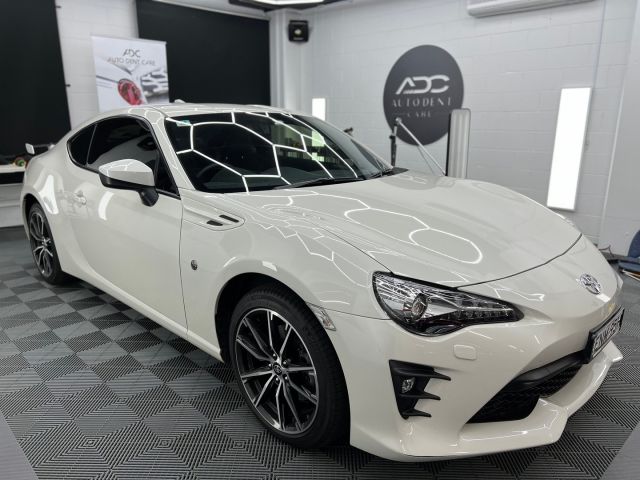What a nice Toyota GT86 with a very nasty body line dent on the front guard. ⁠
⁠
We repaired this white pearl 86 in the same day, with no need of replacement parts or respray! ⁠
⁠
Got a dent? ⬇️⁠
☎️0402008026⁠
📸info@autodentcare.com.au⁠
.⁠
.⁠
.⁠
.⁠
.⁠
#paintlessdentrepair #paintlessdentremoval #nopaint #dent #pdr #hail #hailrepair #autodentcare #dentshop #insurance #carrepair #bodyrepair #luxurycarrepair #prestigecars #collisionrepair #bodywork #aluminum #autodobyshop #carsofinstagram #supercars #sportscar #australia